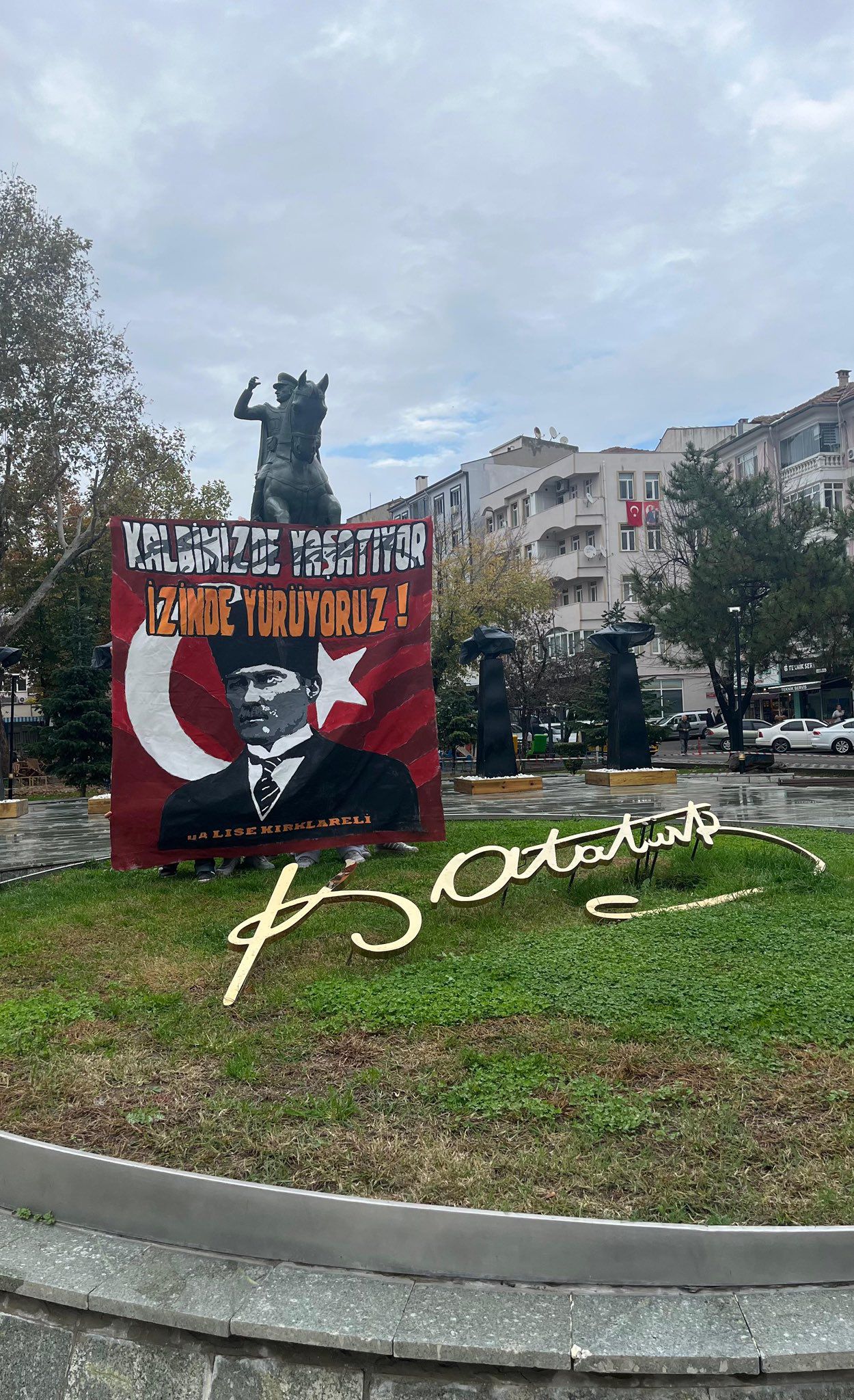 10 Kasım – Atamızı Saygı ve Minnetle Anıyoruz