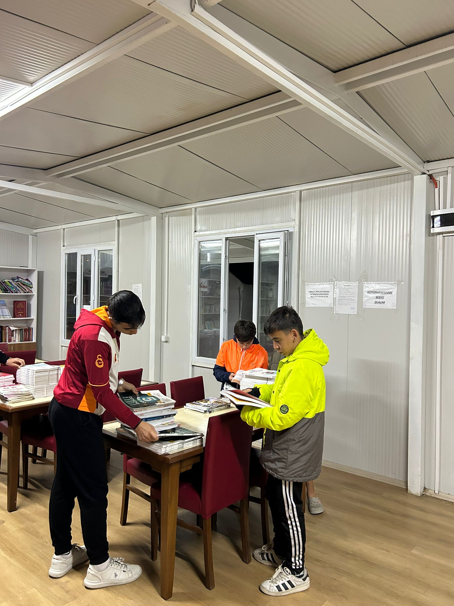 ultrAslanLİSE Kahramanmaraş, Üniversite Adaylarının Yanında