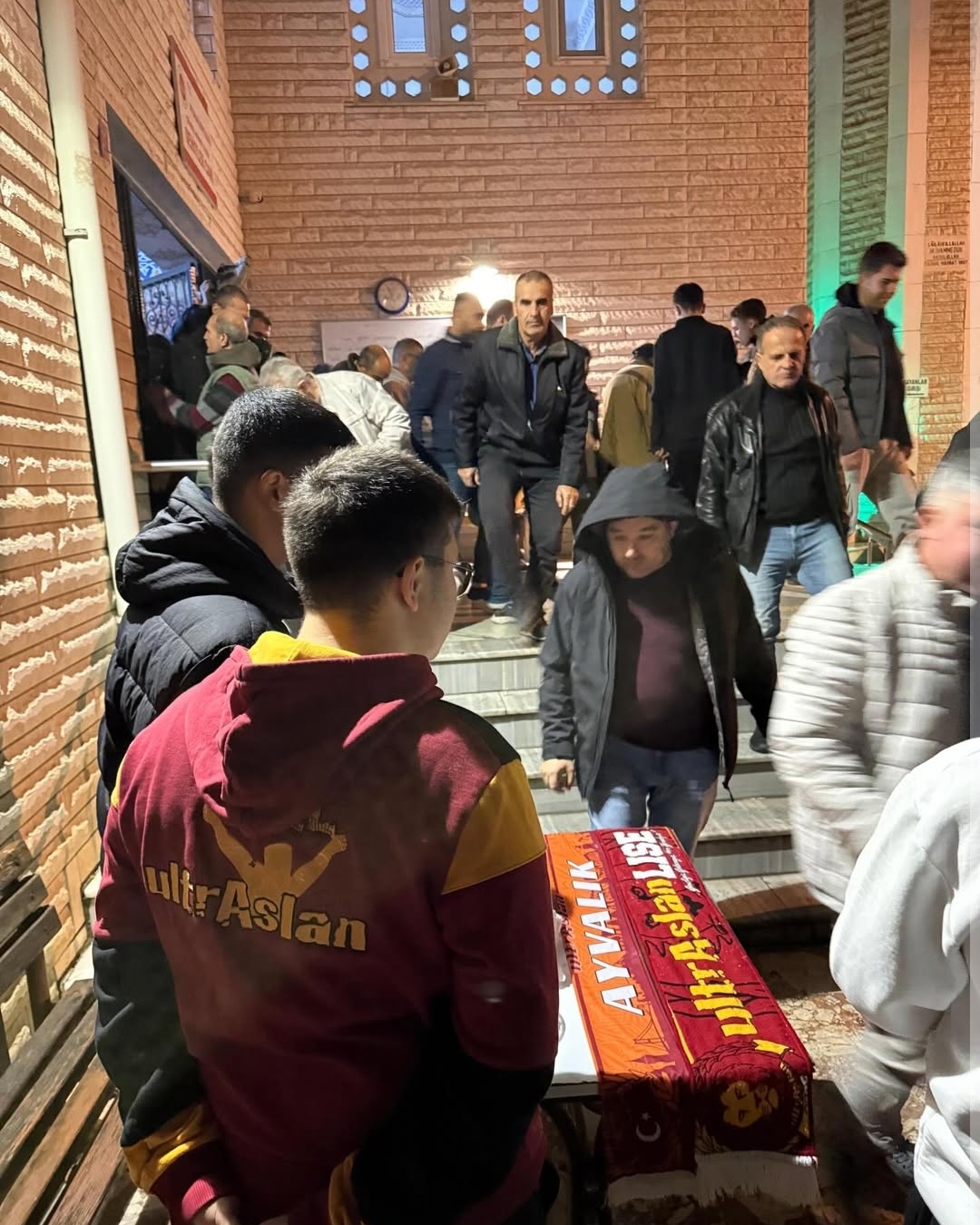 Tüm İslam Âleminin Regaip Kandili Mübarek Olsun