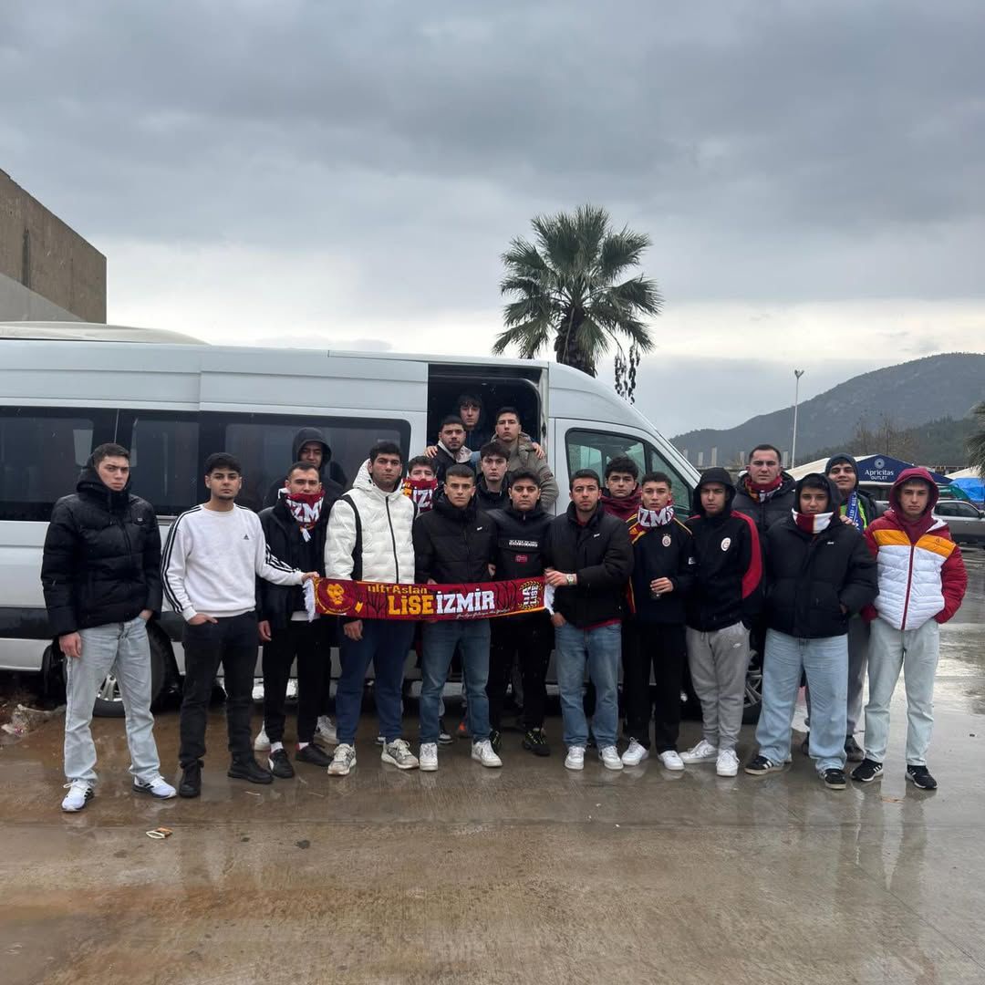ultrAslanLİSE İzmir Temsilciliğimiz Aydın Yolunda
